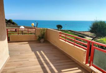 Vistamar B has Balcony rooms