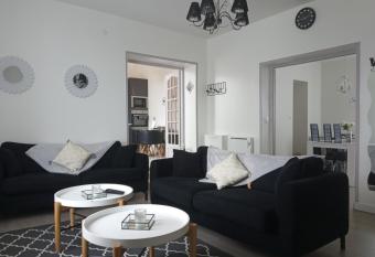 duplex agr  able et calme has Balcony rooms