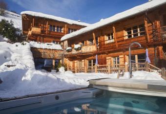 HochLeger - Chalet Refugium am Berg has Balcony rooms