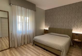 Villa Noce allows 18 year olds to book a room