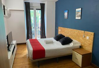 Olatu Guest House HT LSS00253 allows 18 year olds to book a room