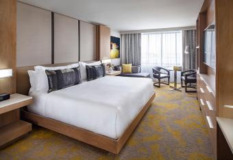 Hilton Washington DC Capitol Hill allows 18 year olds to book a room