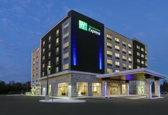 Holiday Inn Express Kingston West By IHG allows 18 year olds to book a room