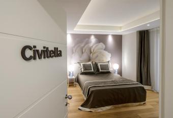 B&B Quarto Novo Suite has Balcony rooms