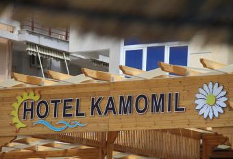 Hotel Kamomil has rooms with a private hot tub