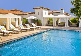 Sunset Marquis Hotel has Balcony rooms