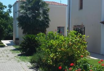 Mouria Pension has Balcony rooms