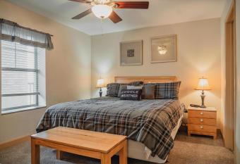 MVC - Unit 3306 has Balcony rooms