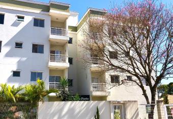 Apartamento Privado - 2 quartos, varanda, sala e cozinha integrada has Balcony rooms