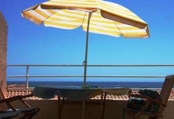 T3 vue mer et plage, avec wifi et parking has Balcony rooms