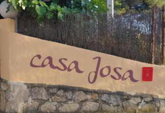 Casa Josa has Balcony rooms