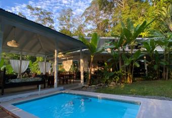 Colina Secreta - Glamping and Villas has Balcony rooms