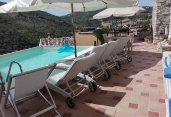 B&B Il Belvedere has Balcony rooms