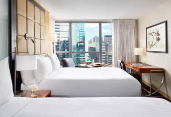 Millennium Hotel Broadway Times Square allows 18 year olds to book a room