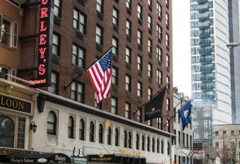 The Gallivant Times Square has Balcony rooms