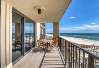 Phoenix I #1046 has Balcony rooms