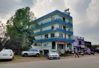 ARJUN GUEST HOUSE allows 18 year olds to book a room