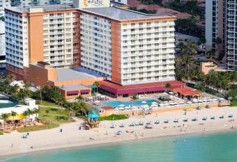 Ramada Plaza by Wyndham Marco Polo Beach Resort has Balcony rooms