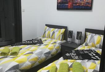 Nice and cosy apartment close to seafront allows 18 year olds to book a room