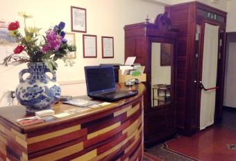 Hotel Bernheof allows 18 year olds to book a room