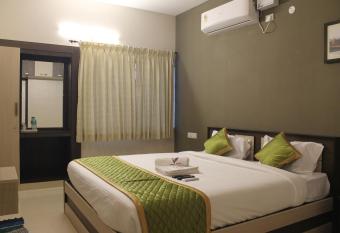 Viswa Residency by Azalea has Balcony rooms