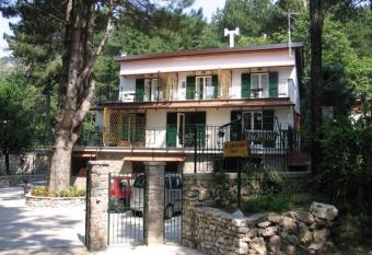 Al Castagno has Balcony rooms