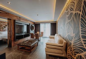 La Urumpta Hotel by AKEN Mind has Balcony rooms