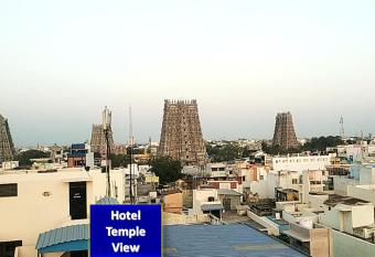 Hotel Temple View allows 18 year olds to book a room