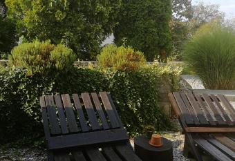 Apartment House Papa has Balcony rooms