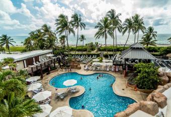 The Alexander All Suites Hotel has Balcony rooms