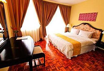 D Vista Apartments in Lotus Desaru Beach Resort allows 18 year olds to book a room