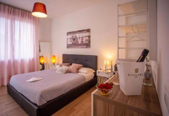 Bed And Breakfast Castello7 has Balcony rooms