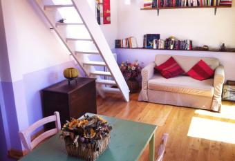 Case Nel Borgo allows 18 year olds to book a room