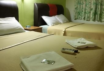 Dindings Pantai Desair Apartment By DPD allows 18 year olds to book a room