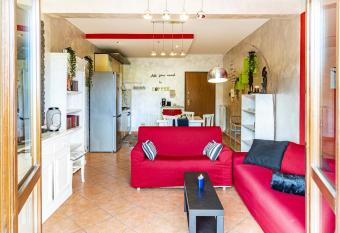 Relax Apartment allows 18 year olds to book a room