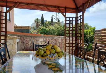 B&B Verdeblu has Balcony rooms