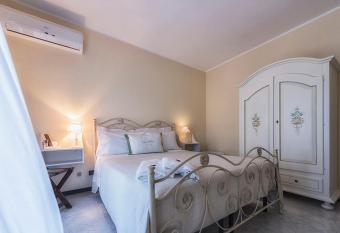 San Pietro has Balcony rooms