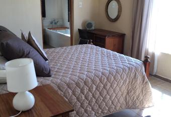 Forget-Me-Not Cottage allows 18 year olds to book a room