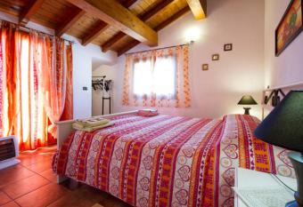 A Domo Mia has Balcony rooms