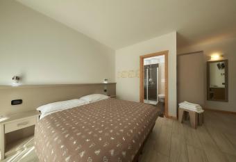 Abete Rosso has Balcony rooms