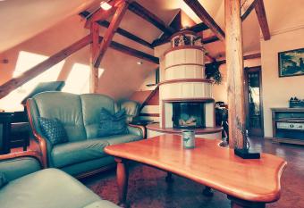 Purer Luxus in Zwickau Planitz - Exklusive Ferienwohnung f  r bis zu 10 Personen! has Balcony rooms