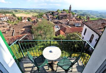 Felicin - Dimora del Centro has Balcony rooms