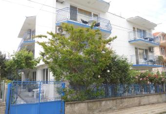                   -                                                                 has Balcony rooms