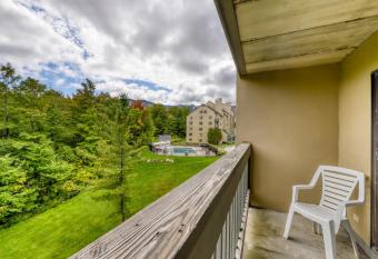 Mountain Green: 2E3 has Balcony rooms