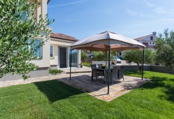 Apartment Natalija has Balcony rooms