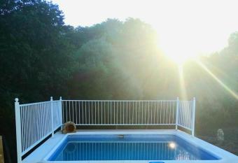 Casa con piscina de agua salada Villa Pepucho 2 has Balcony rooms