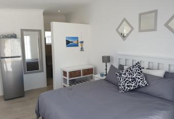 10 on Aquavista Addo River Apartment has Balcony rooms