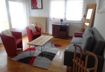 GITE DES BOULEAUX has Balcony rooms