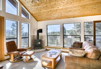 San Francisco Terrace has Balcony rooms