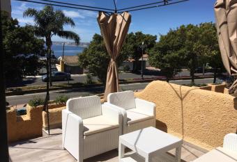 Beach Bungalow Port,free parking has Balcony rooms